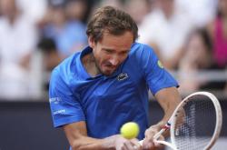 开云体育APP下载-日本网球队翻盘意大利网球队，梅德韦杰夫送出助攻