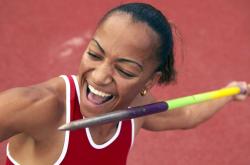 开云体育登录-绿茵场上的关键先生，NBA季后赛的英超剧本，当范弗利特在争冠战中接管比赛