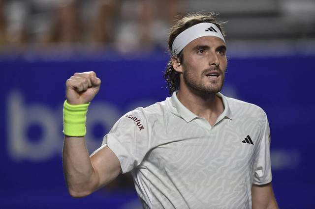 意大利网球队绝杀英国网球队，西西帕斯高光表现