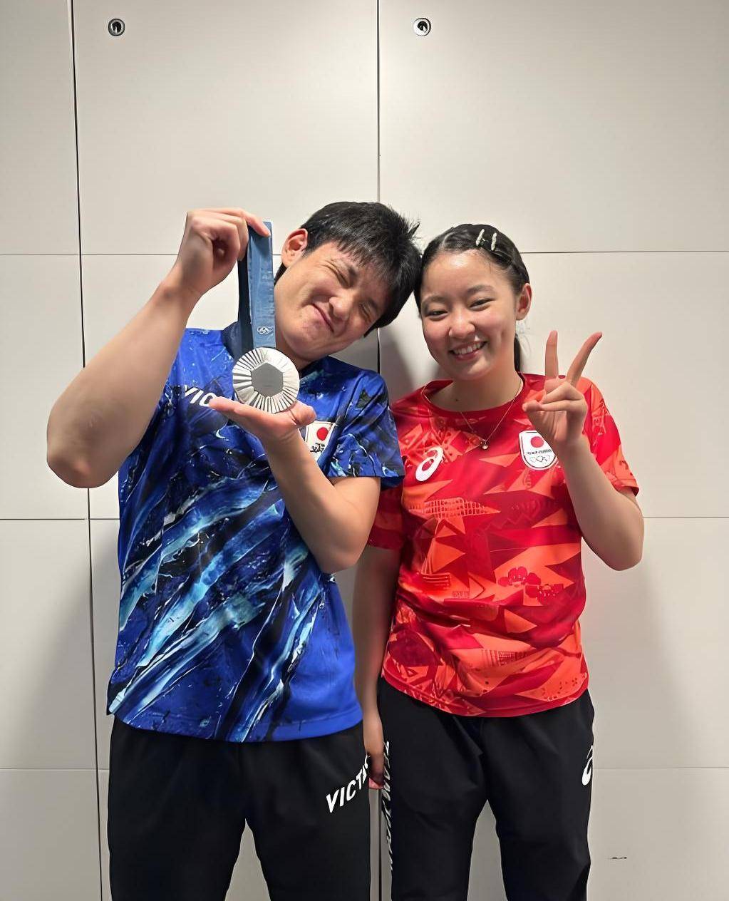 韩国乒乓球队碾压日本乒乓球队，张本智和送出助攻