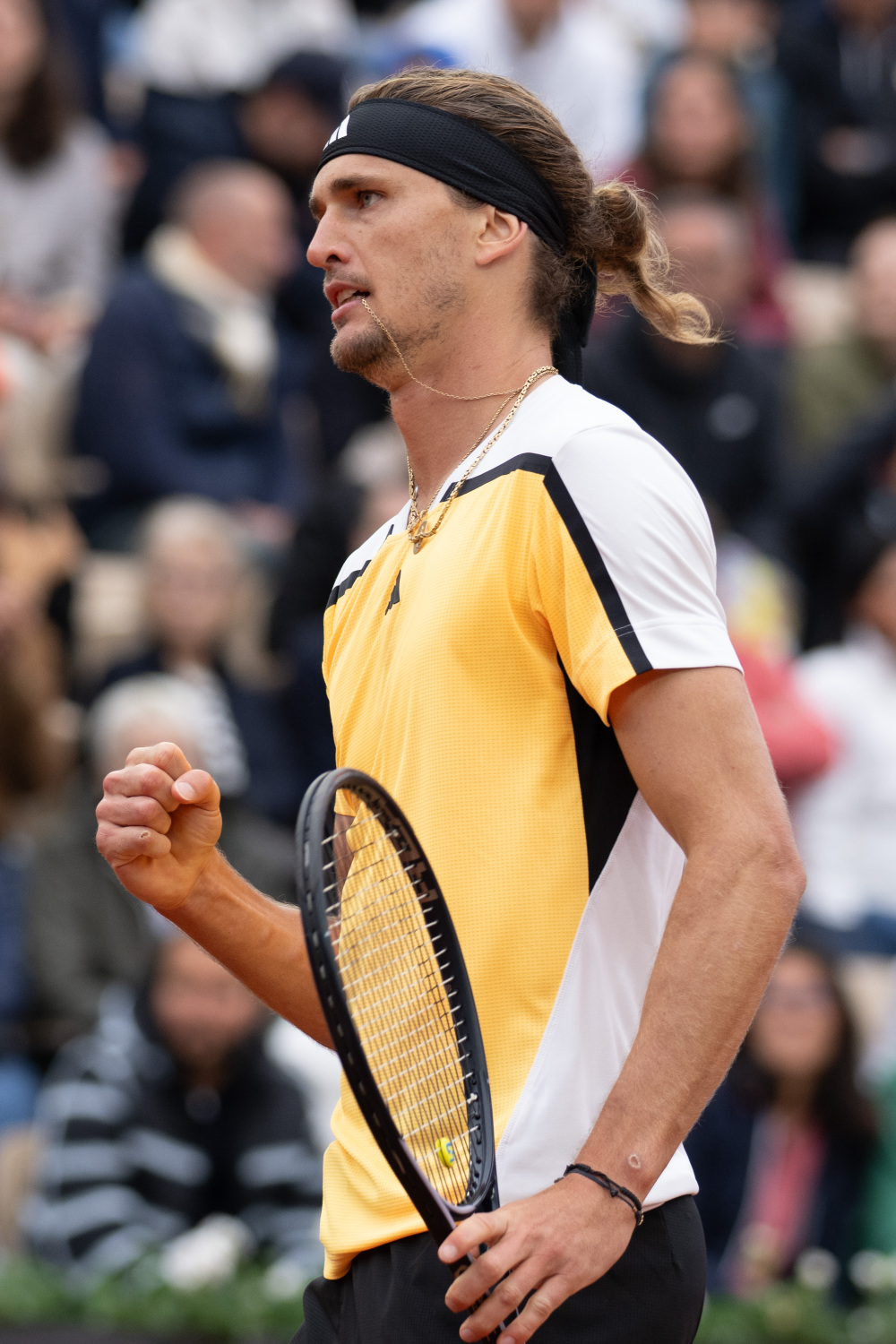 关于日本网球队横扫法国网球队，兹维列夫统治全场的信息