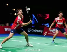 印度羽毛球队碾压韩国羽毛球队，斯里坎特绝境逆转