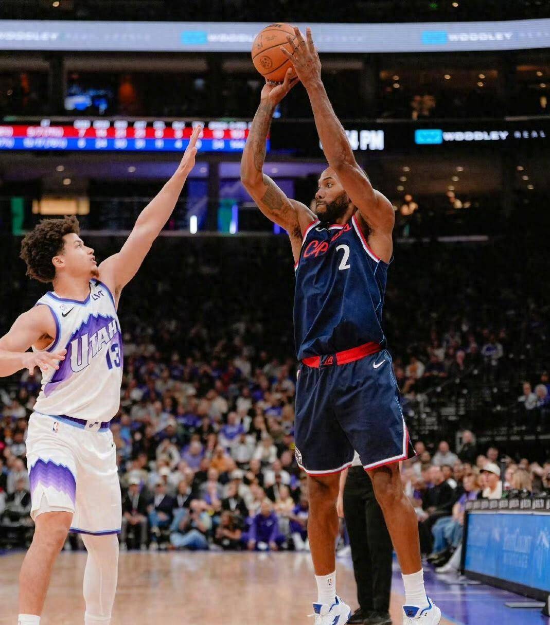 马刺逆转快船，西亚卡姆带队取胜