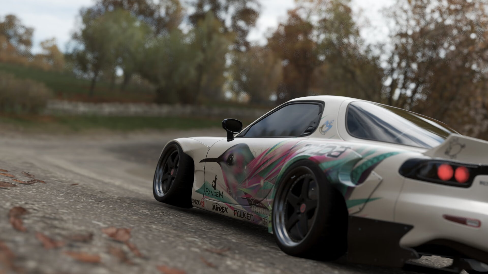 历史之环的缺口，当阿斯顿马丁力克法拉利与拉塞尔刷新纪录的交汇