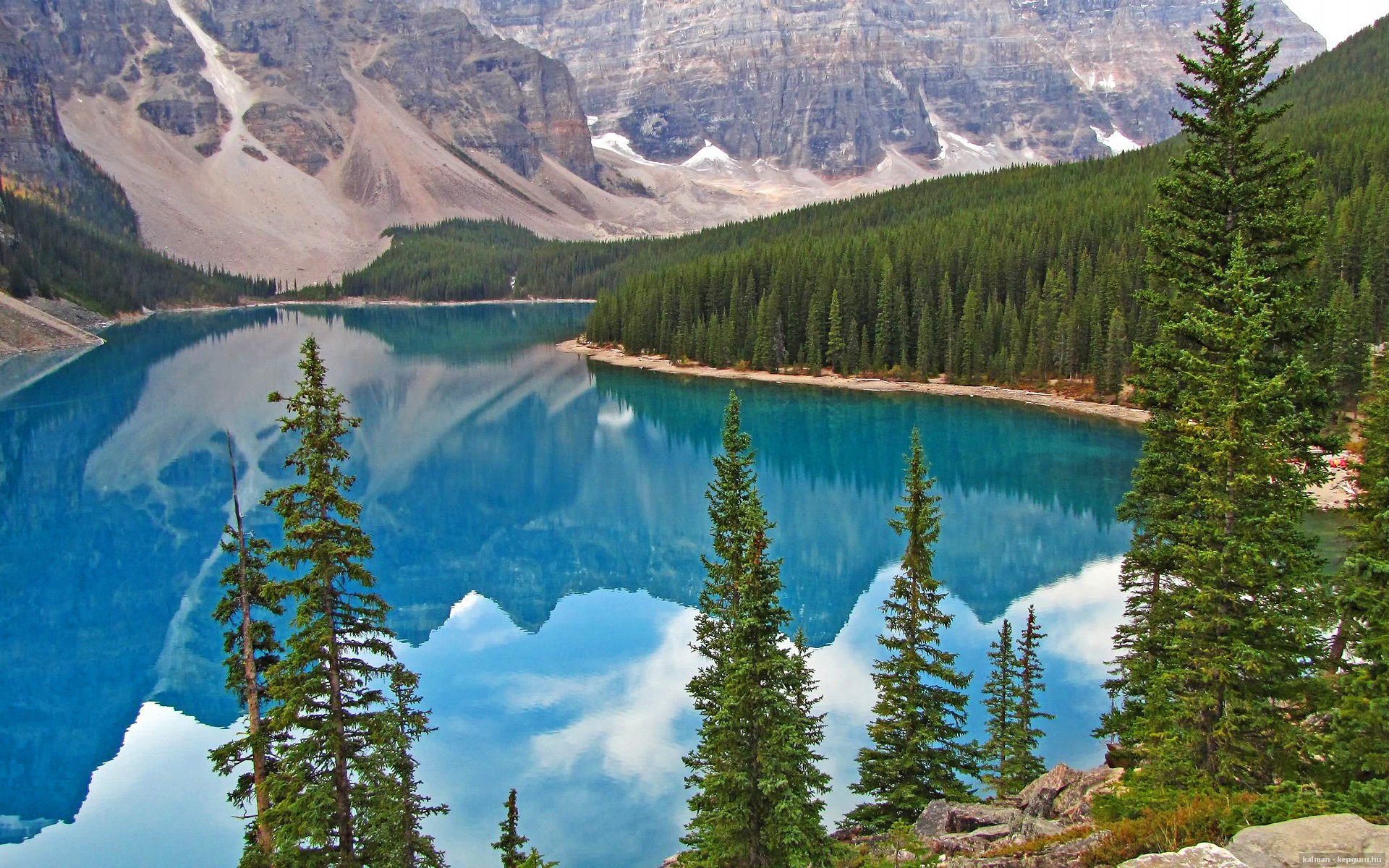 两种网坛，一种统治，辛纳以冰与火横扫澳网美网，书写唯一性法则