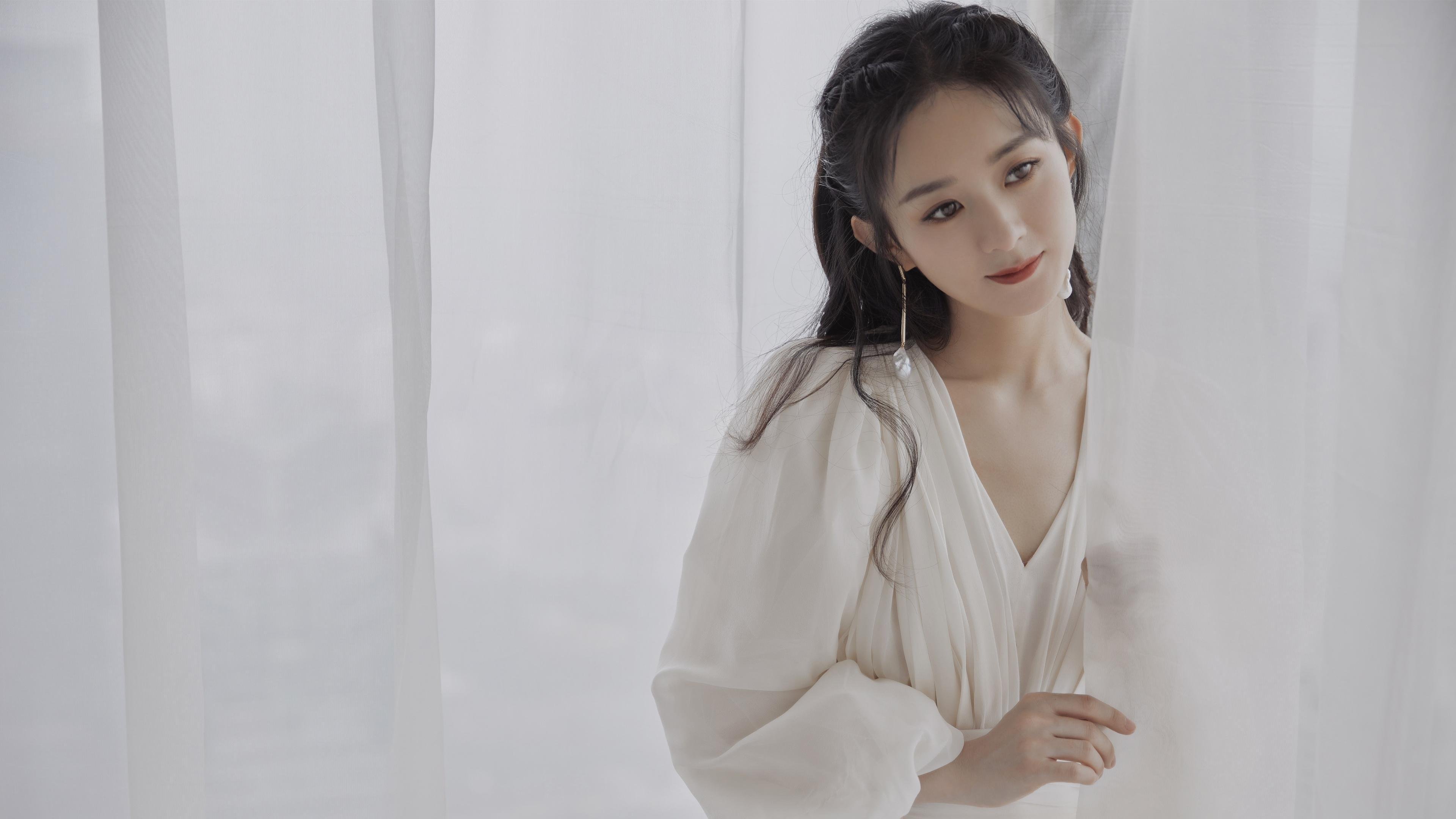 历史最佳绝杀!新疆队力克传奇马刺,布克终成关键先生