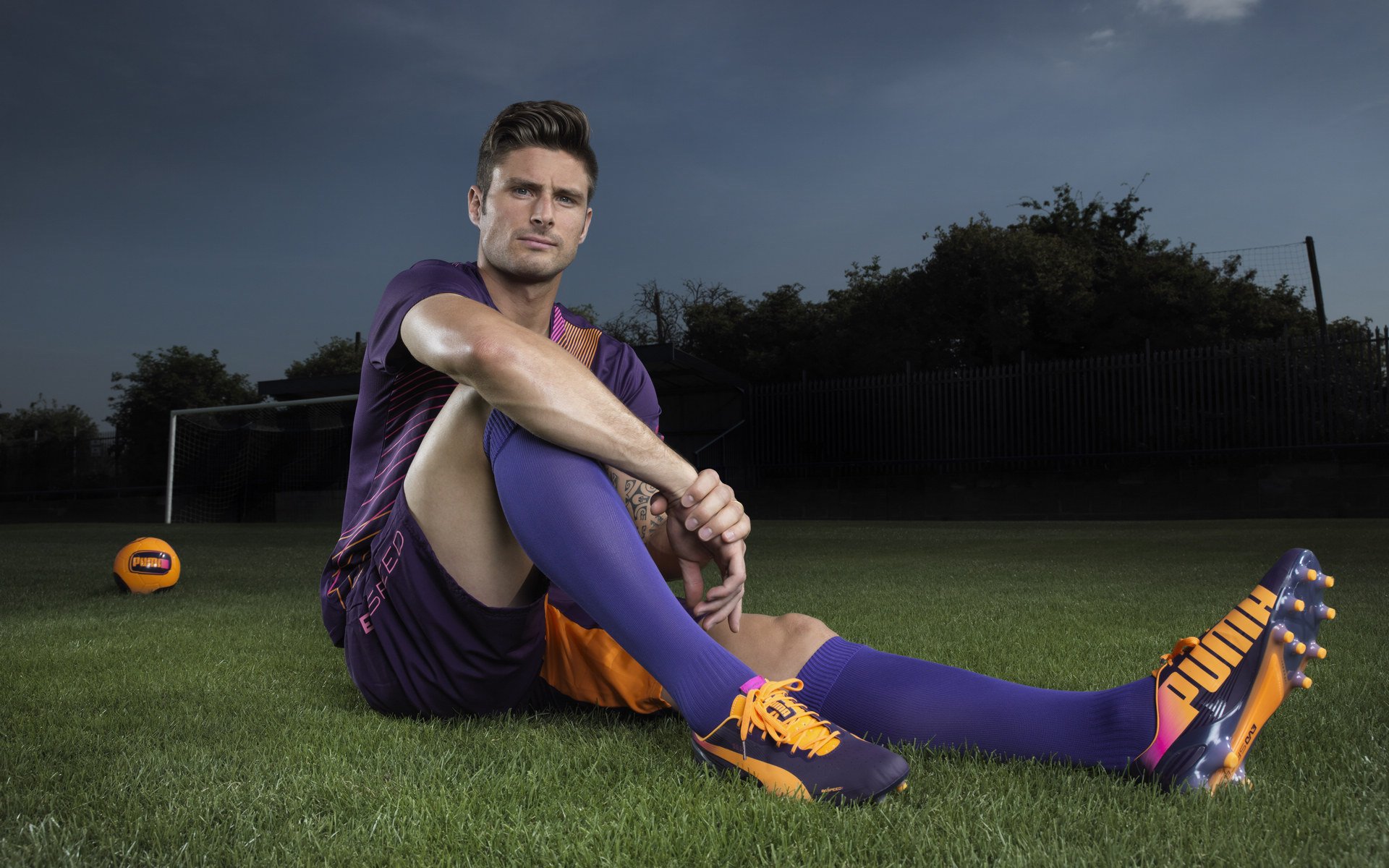 北欧星光与沙漠心跳,当统治与险胜共谱绿茵辩证法